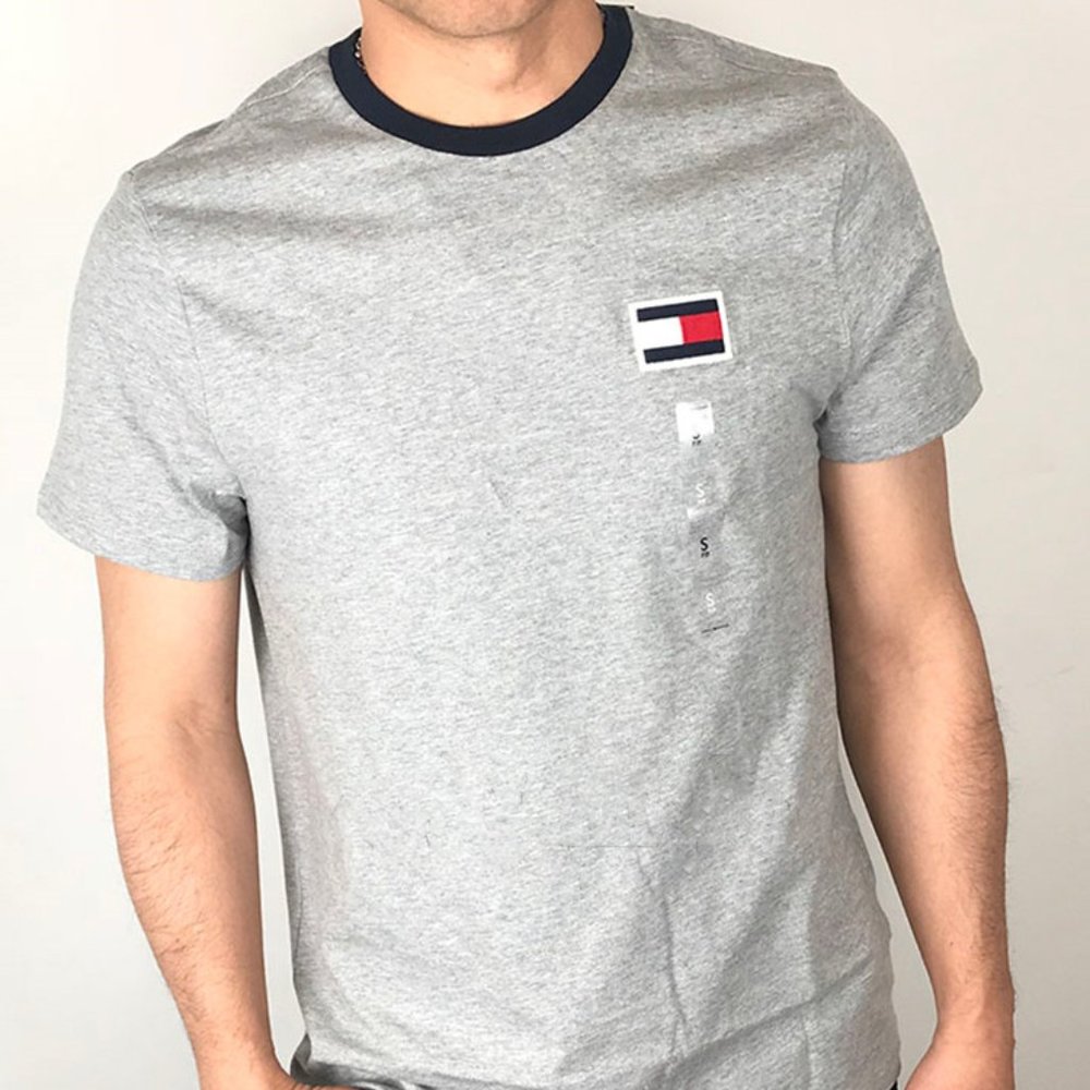 Lot of 4 Tommy Hilfiger C8878D7611 004 Tee T shirt NWT